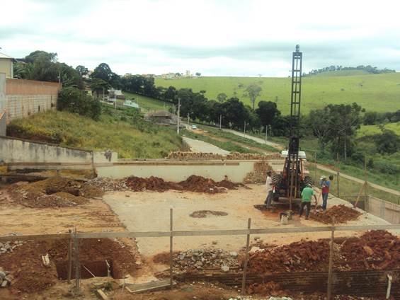 2013-fundacao-obra-19